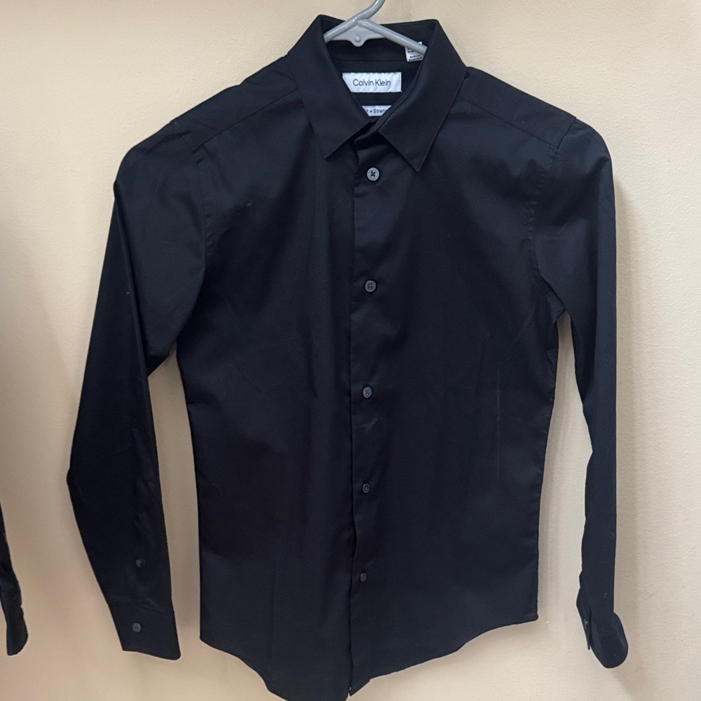 Calvin Klein Boys’ Slim fit +Stretch Black Shirt